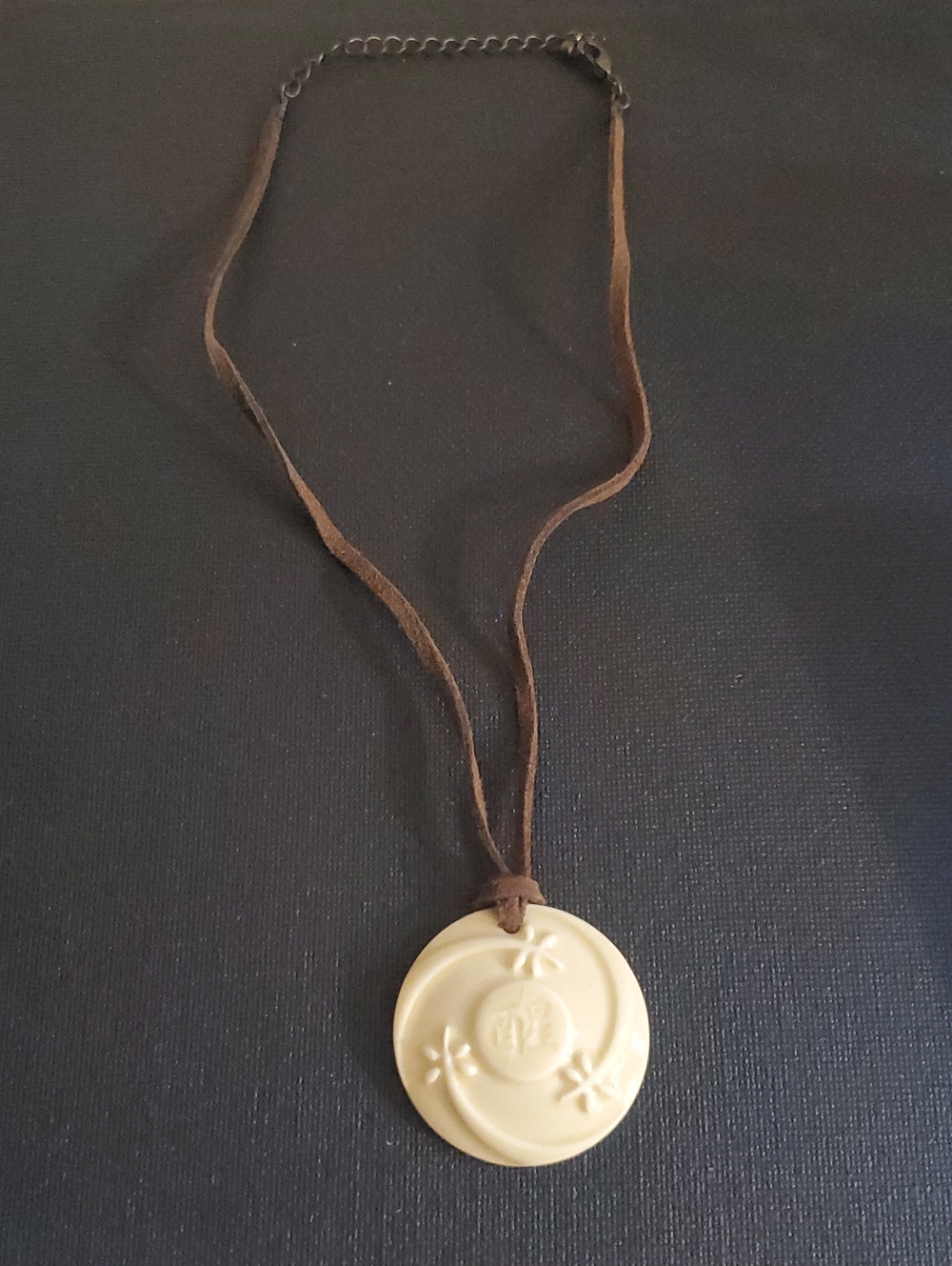 Avon 2003 Haiku Awakenings Ceramic Necklace Original Box.